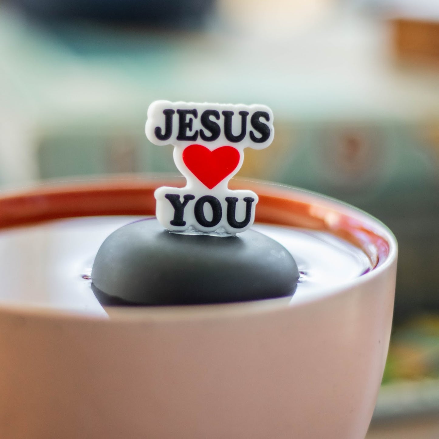 Jesus Loves You Floating Tea Steeper™
