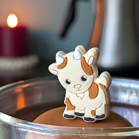 Floating Brown Goat Tea infuser l light brown