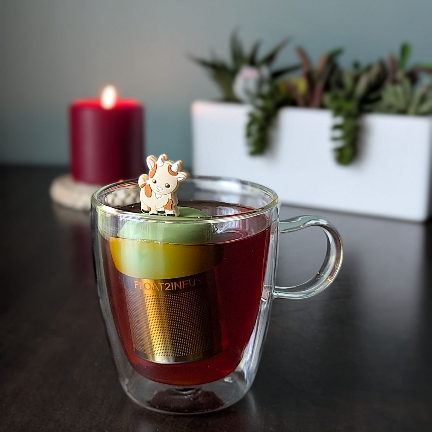 Brown Goat Floating Tea Steeper l green base