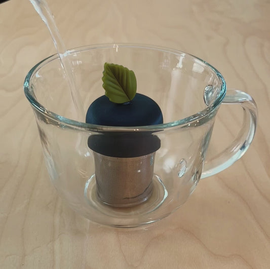 Green Herb Leaf Floating Tea Steeper I Grey Base
