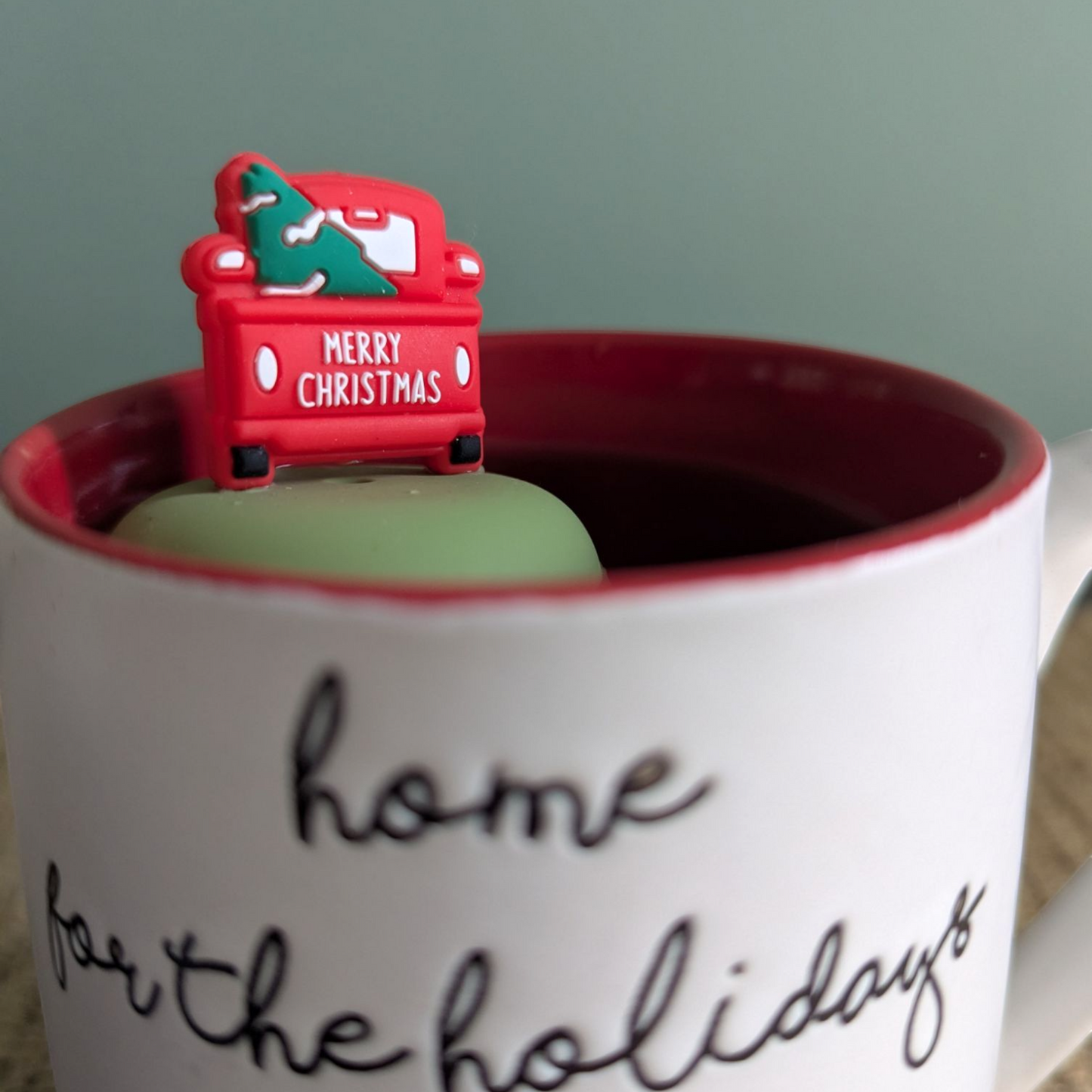 Christmas Tree Truck Floating Tea Steeper™
