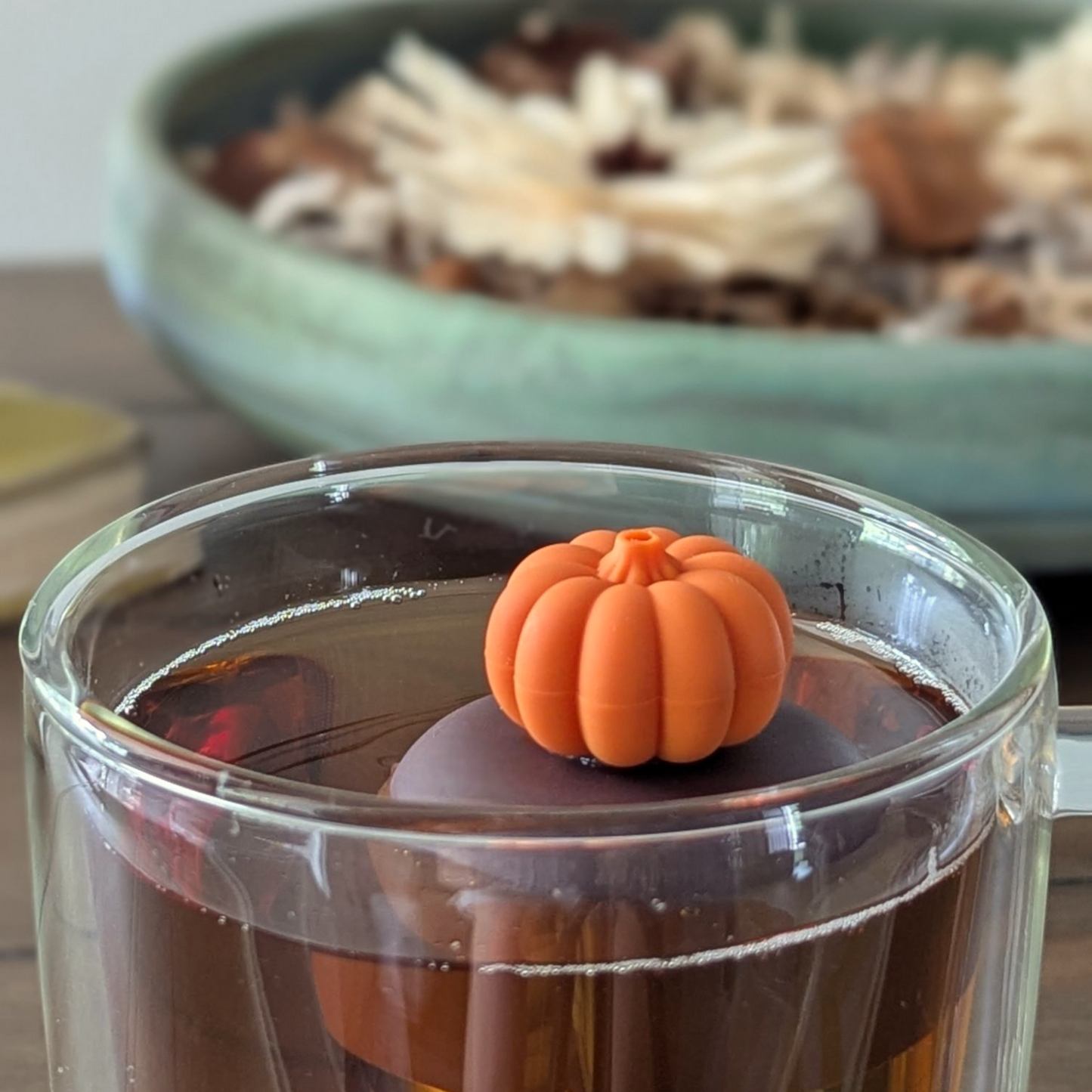 3D pumpkin Floating Tea Steeper™ l brown