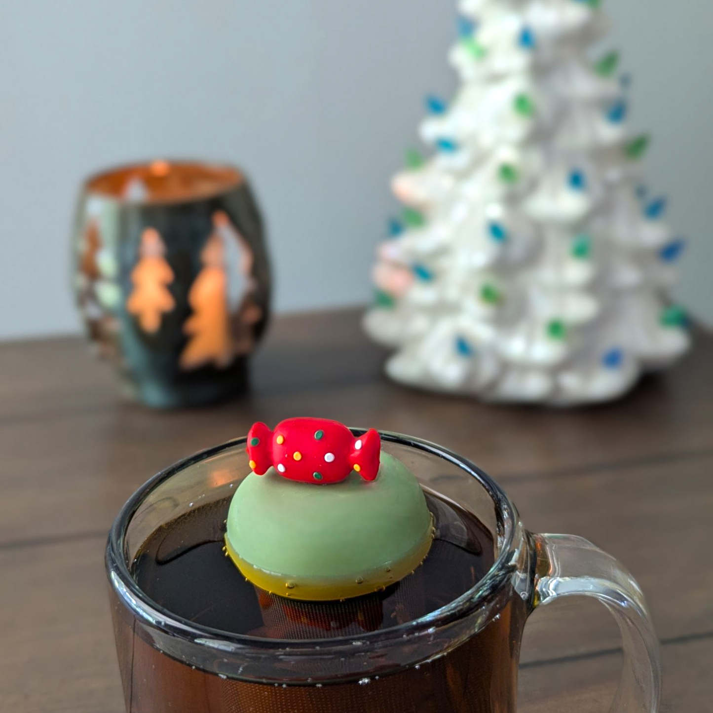 Wrapped Polkadot Candy Floating Tea Steeper™
