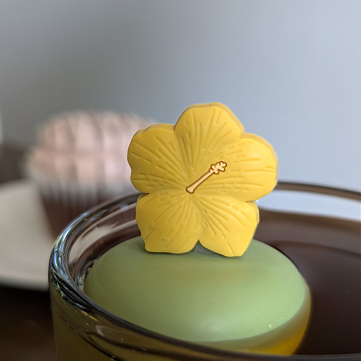Yellow Hibiscus Flower Floating Tea Steeper™