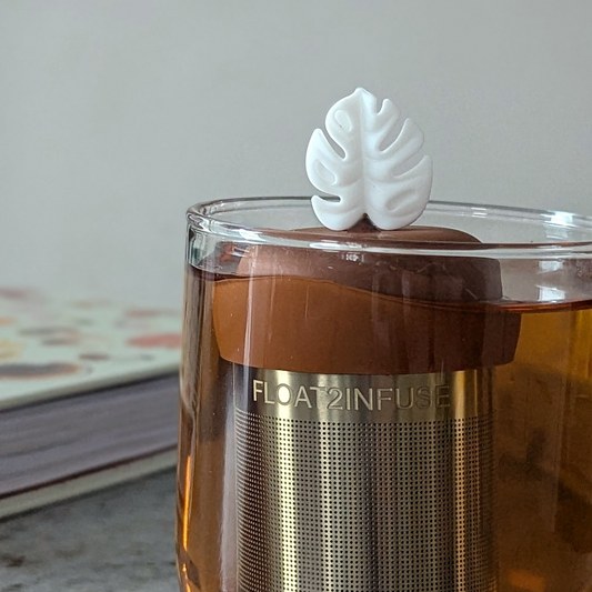 White Monstera Floating Tea Steeper l light brown
