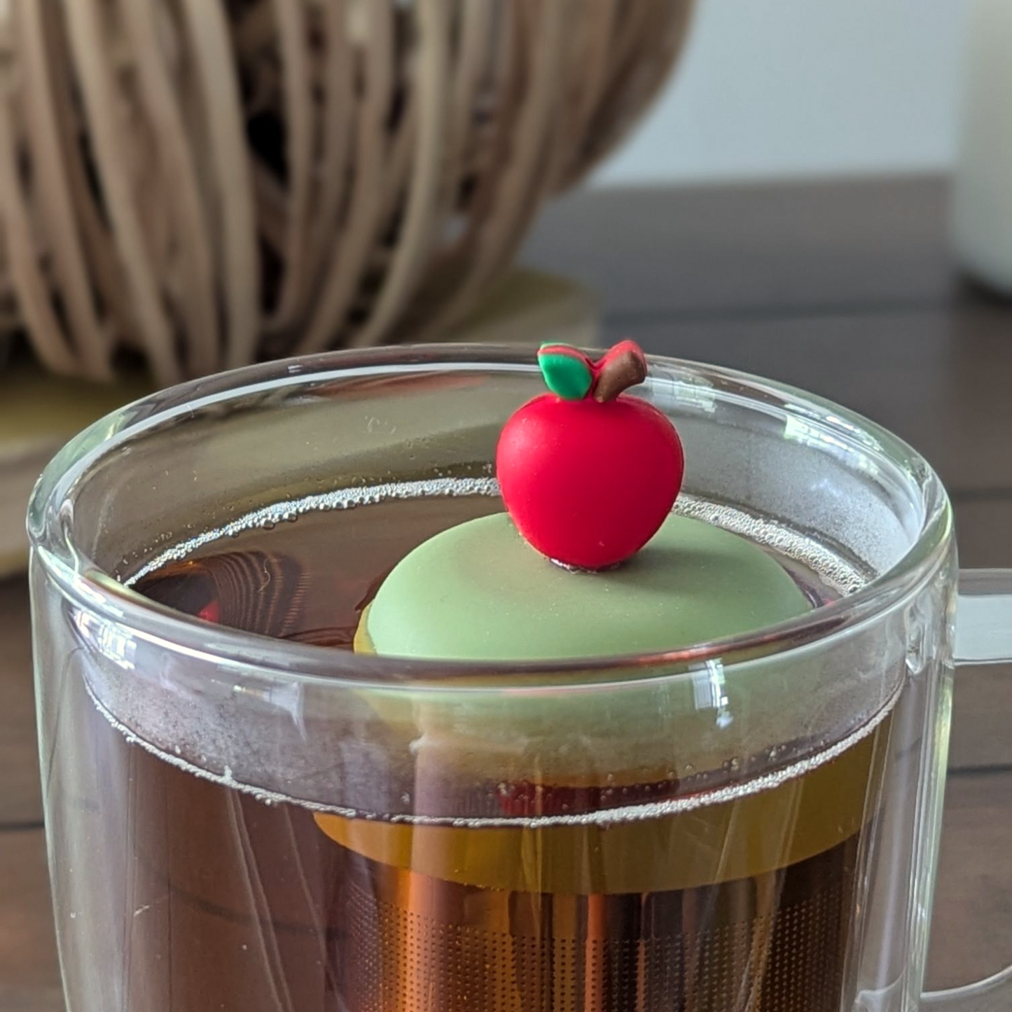 Red Apple Floating Tea Steeper™