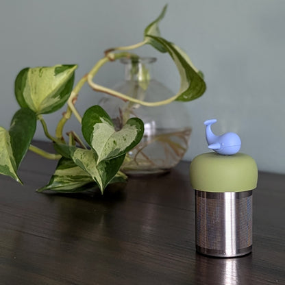 Ocean Blue Whale Floating Tea Steeper™