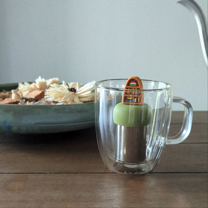 Plant Bookshelf Floating Tea Steeper™