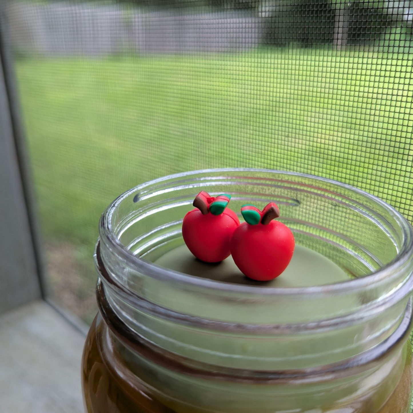 Floating Large Apples Tea infuser