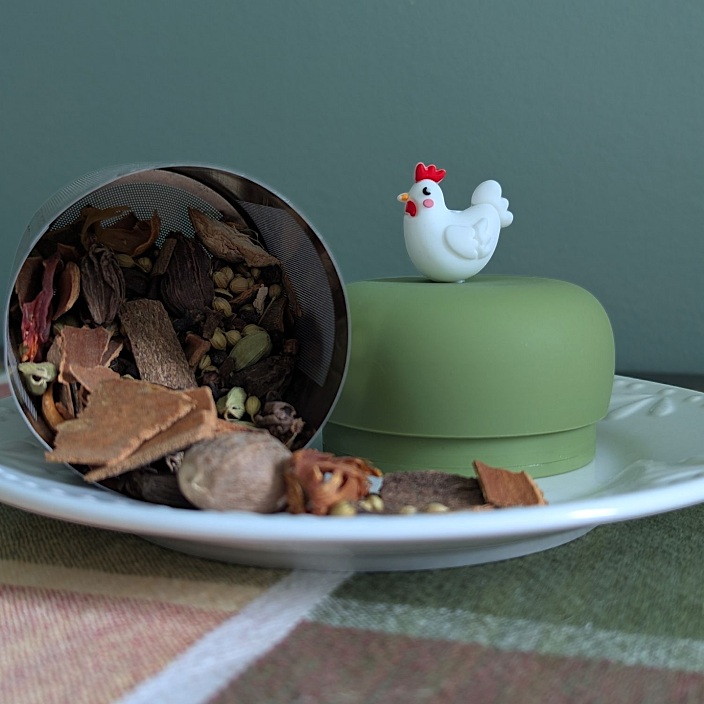 Floating Large Chicken Tea infuser