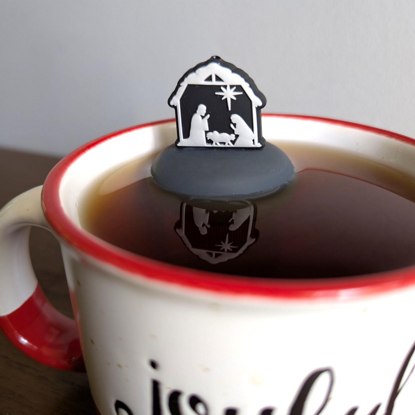 Christmas Nativity Floating Tea Steeper™