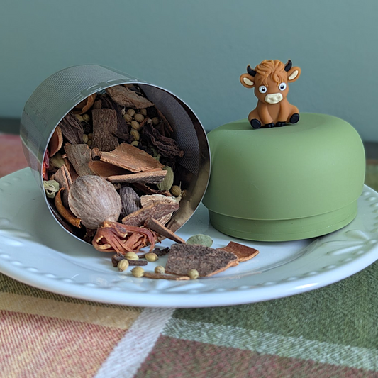 Floating Large Baby Highland Cow Tea infuser