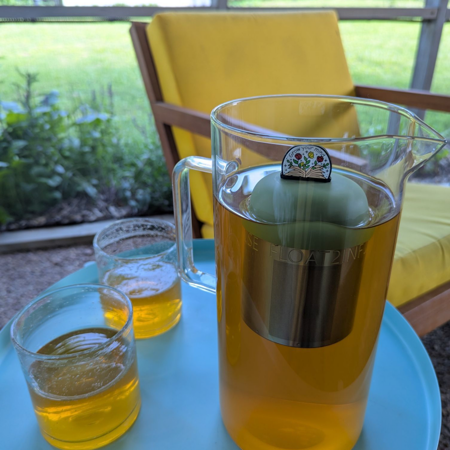 Floating Large Open Book Tea infuser